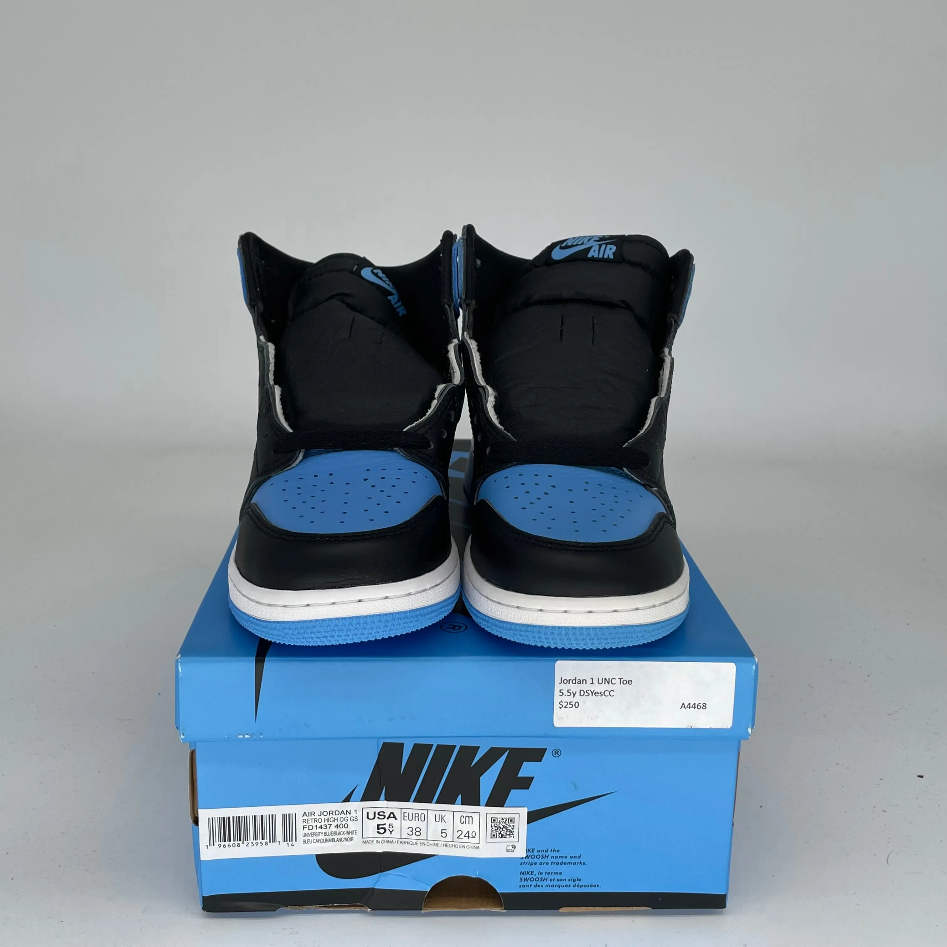 AIR JORDAN 1 UNC TOE TAILLE 5.5Y FD1437-400