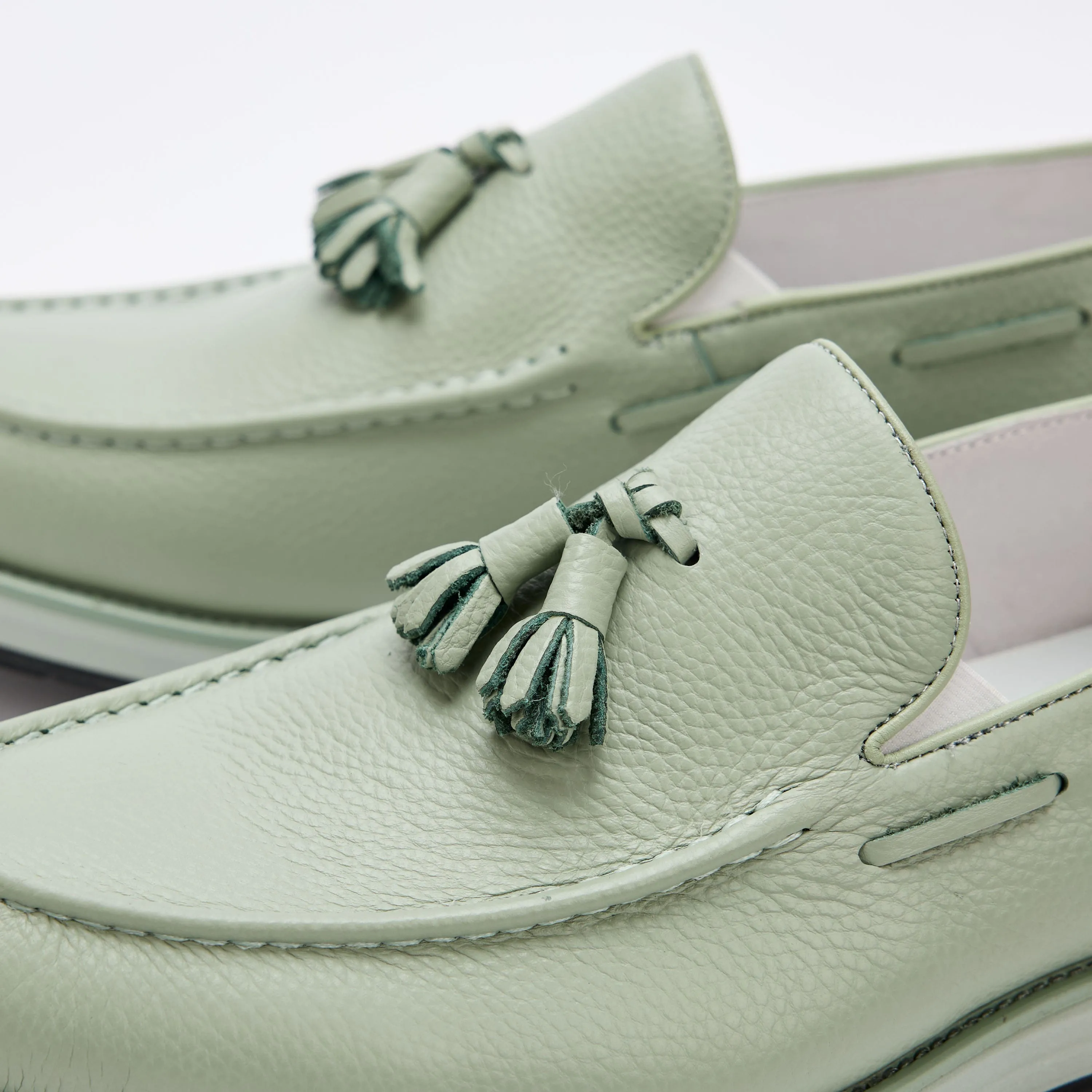 Mocassins Apollo à franges en cuir vert sauge