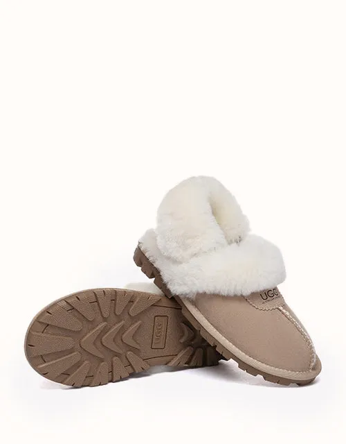Chaussons UGG® moelleux en gaufrette Australian Shepherd