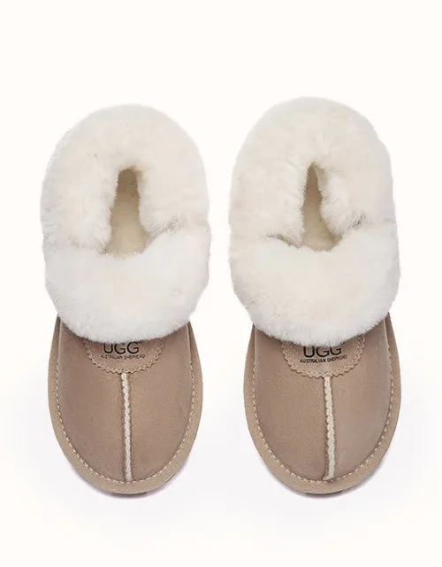 Chaussons UGG® moelleux en gaufrette Australian Shepherd