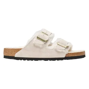 Birkenstock Femme Arizona en daim antique blanc avec doublure en peau de mouton