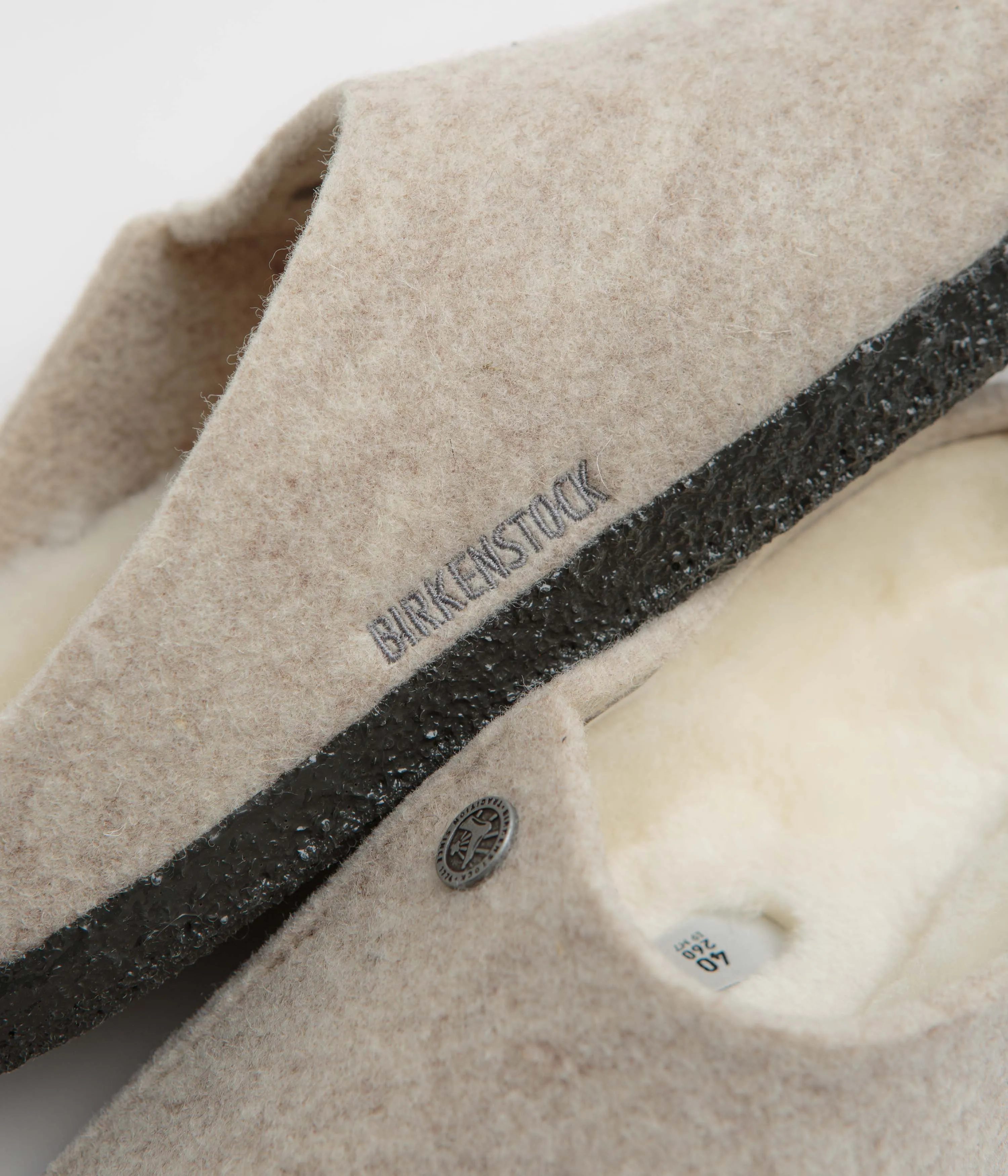 Chaussons Birkenstock Zermatt en feutre avec doublure en peau de mouton - Modèle Eggnog