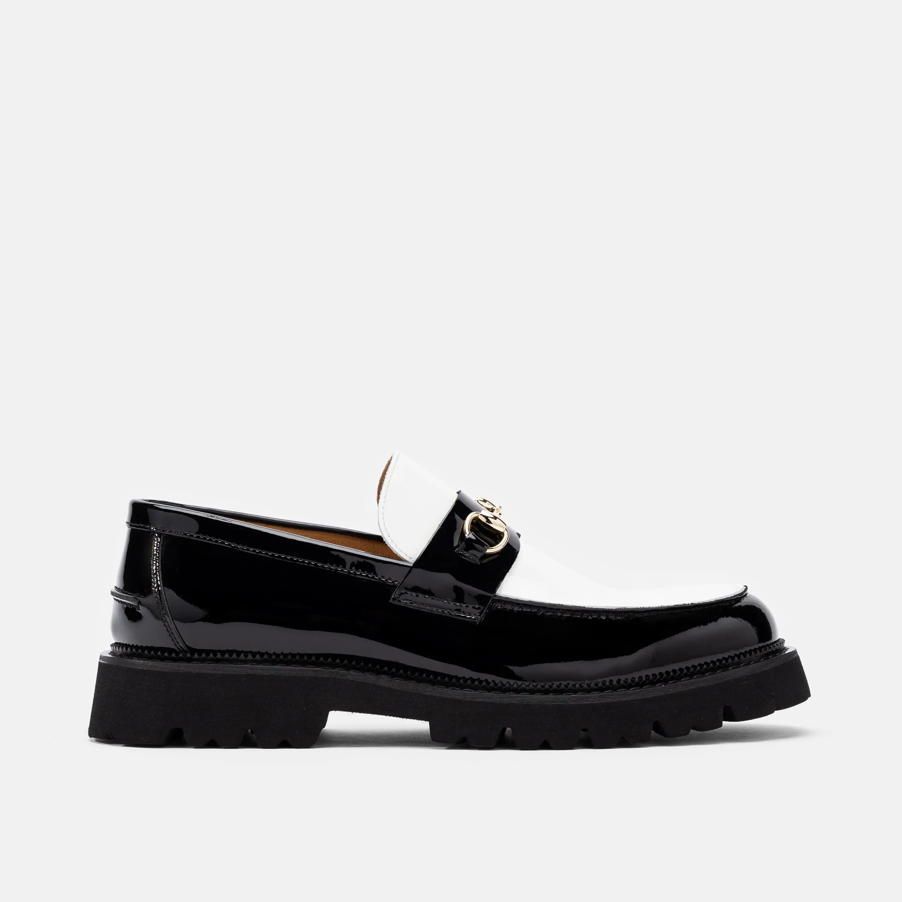 Mocassins Blake en cuir vernis noir et blanc avec embout métallique