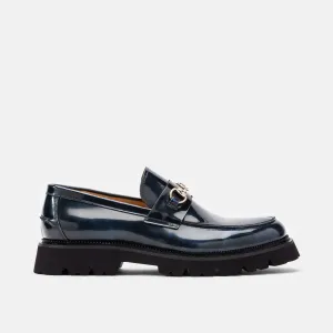 Mocassins Blake en cuir vernis marine avec embout métallique