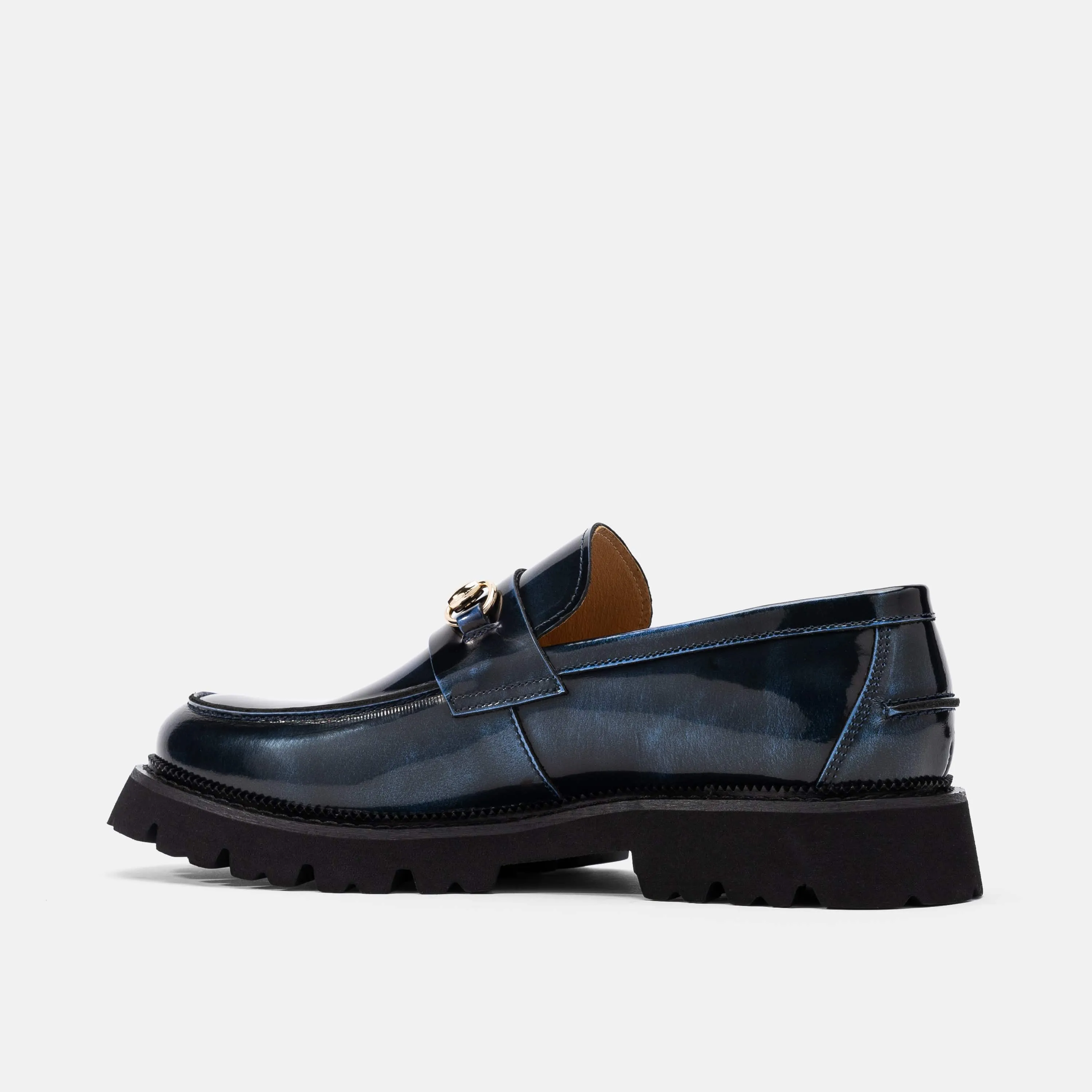 Mocassins Blake en cuir vernis marine avec embout métallique
