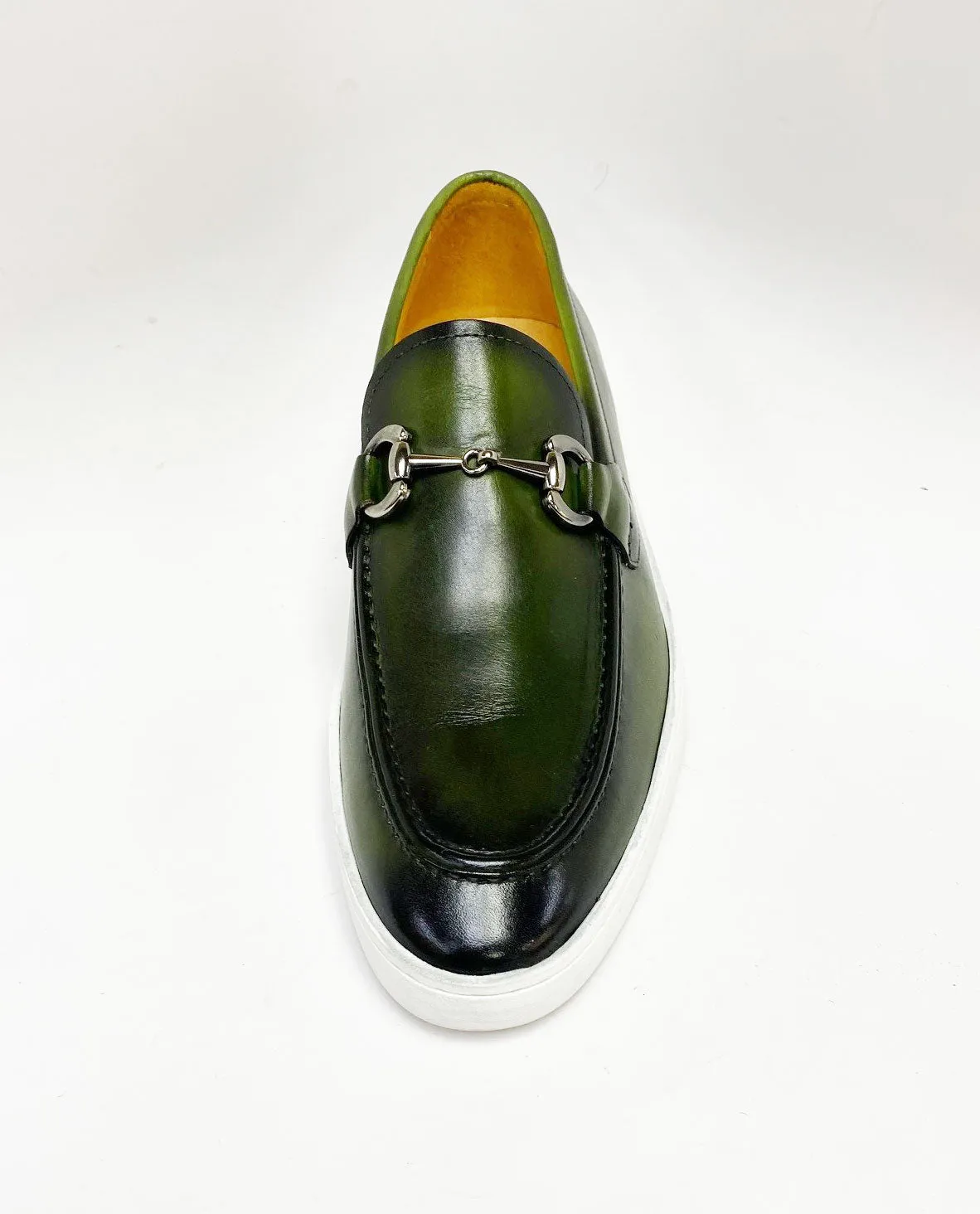 Mocassin à enfiler en veau avec mors olive