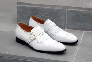 Chaussure en veau blanche à enfiler