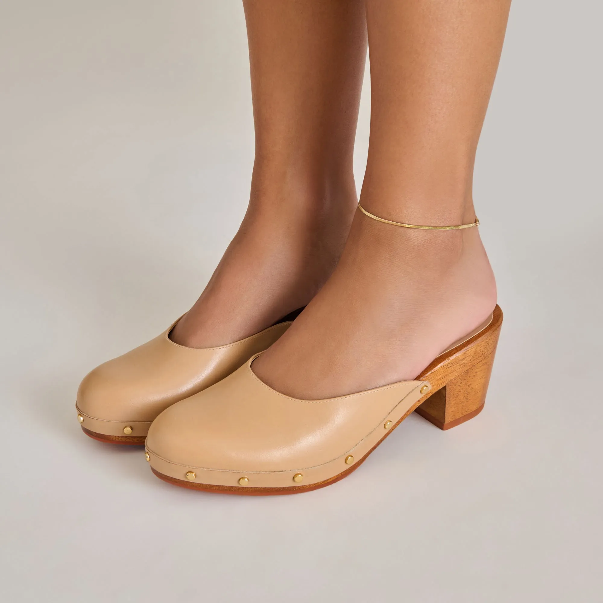 CAMYN HEELS CAFÉ EN CUIR