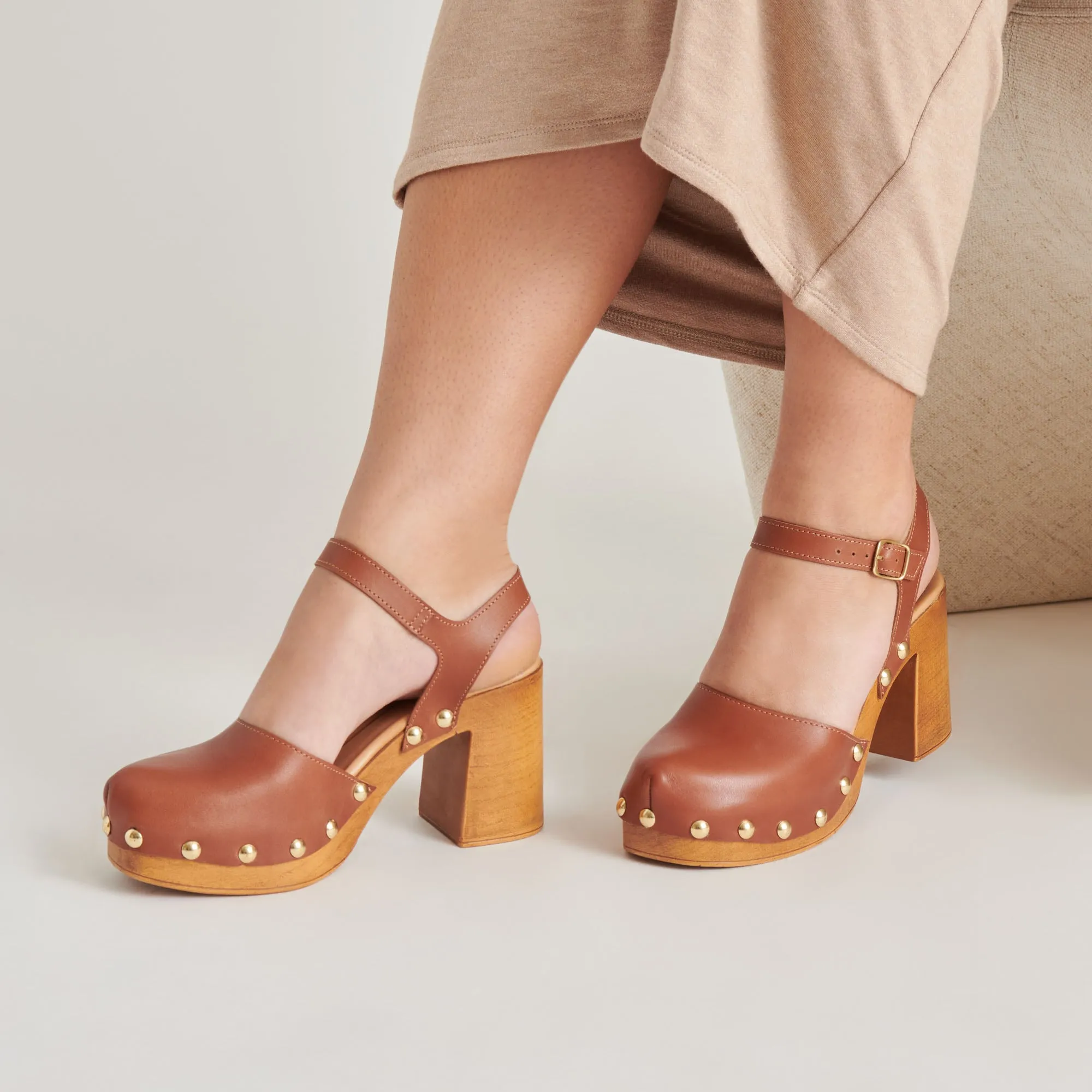 CLOVER HEELS COGNAC CUIR