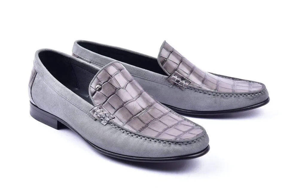 Mocassin Corrente en veau crocodile gaufré et daim gris