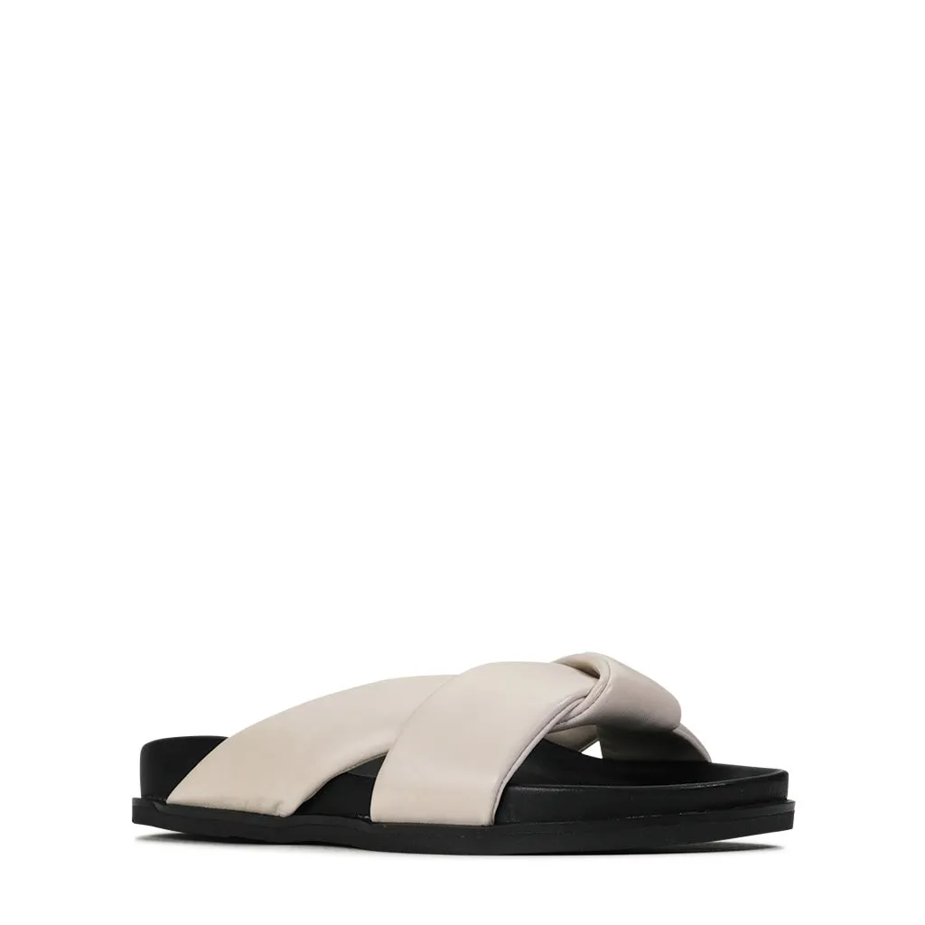 SANDALES SLIDE EN CUIR CROISÉ