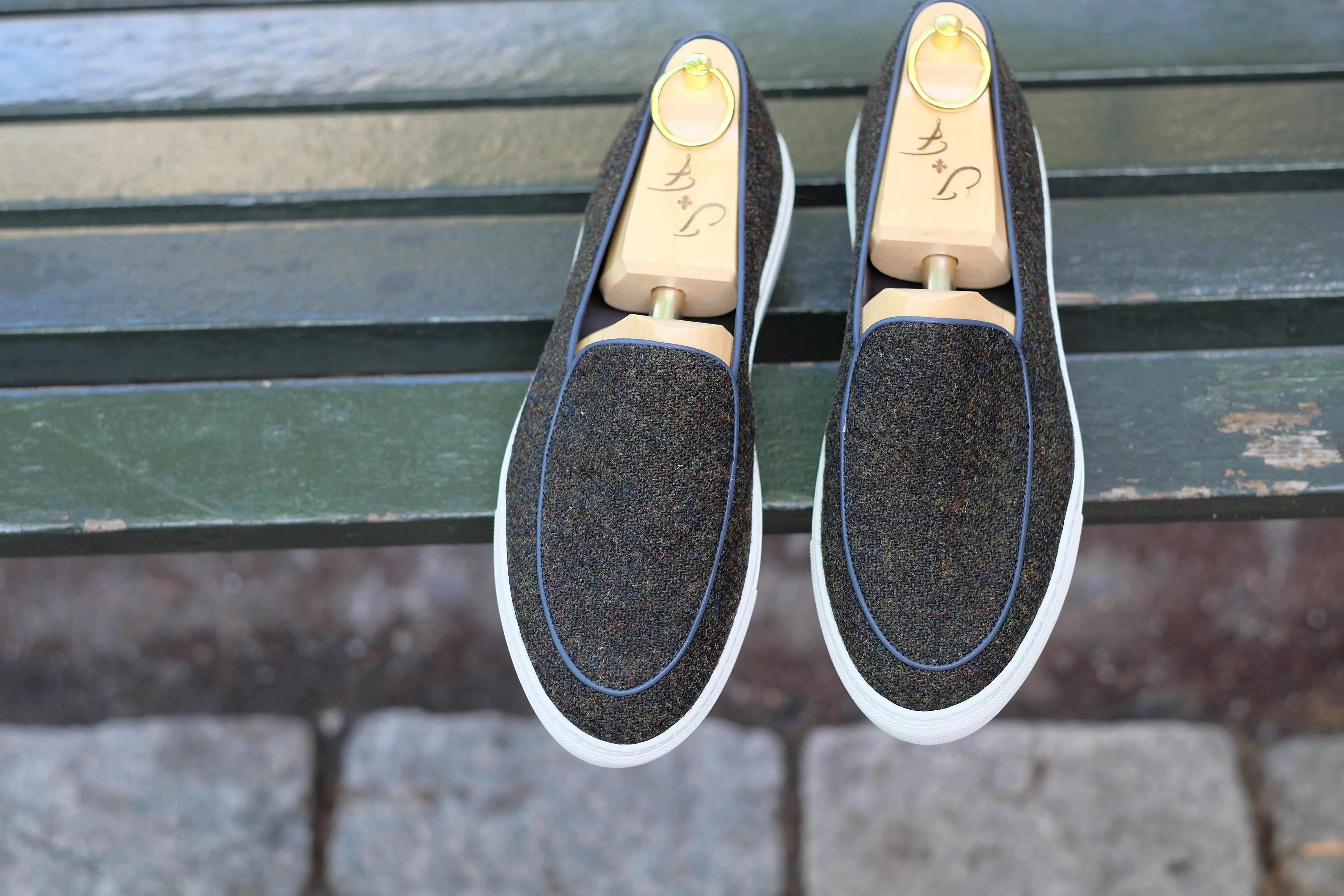 Ellensburg - Mélange Forestier Tweed / Passepoil Bleu Veau