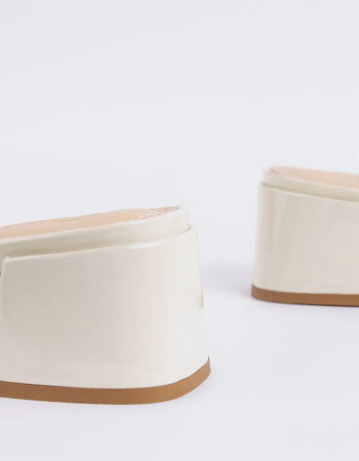 Fortunata Off White Naplack