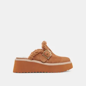 LELANI PLUSH FLATS PECAN SUÈDE