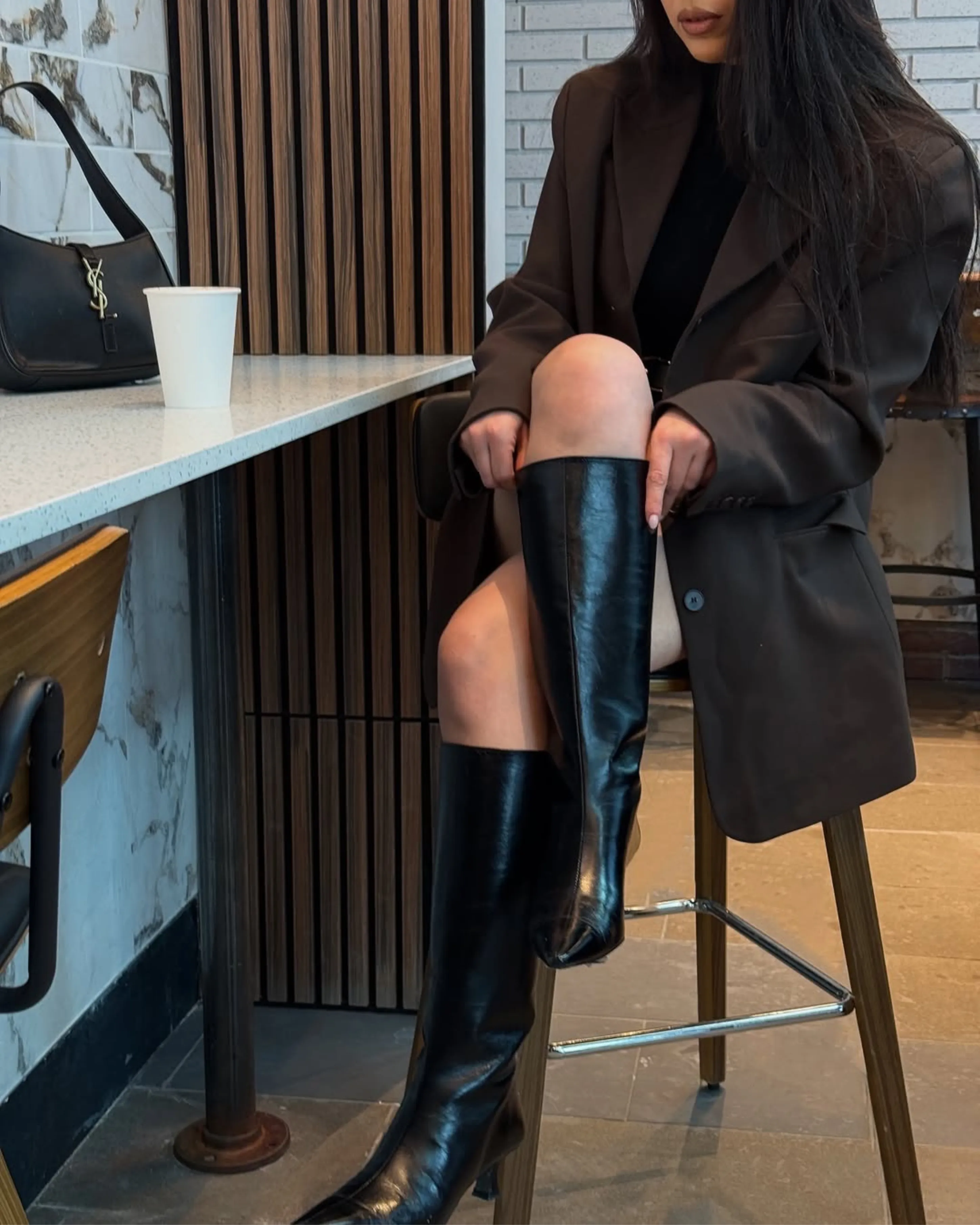 Merit Cuir Noir