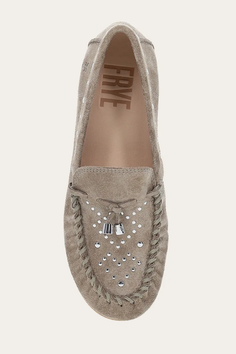 Naya Stud Moc