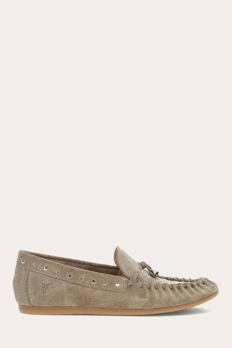 Naya Stud Moc