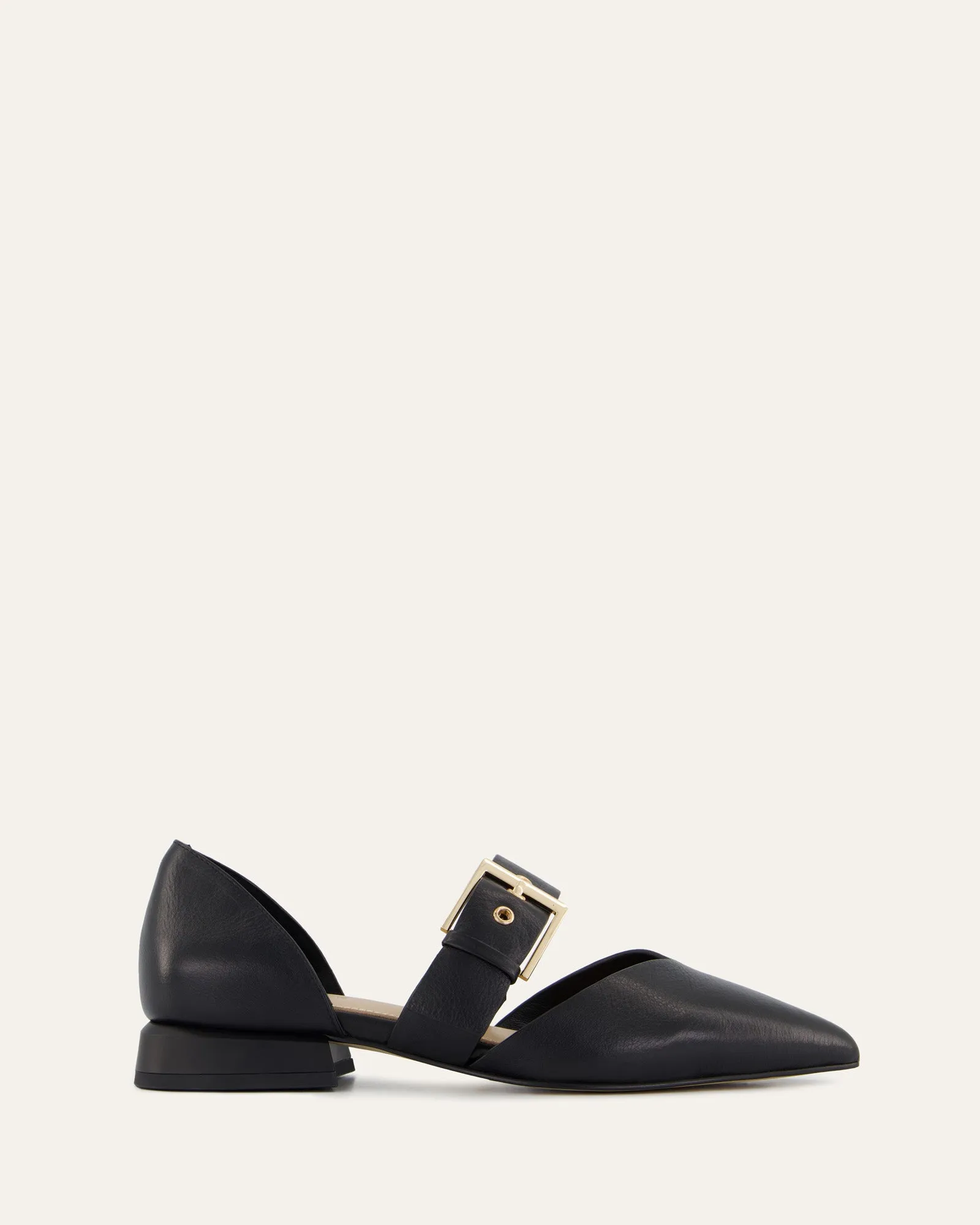 NEELA ROBE PLATE EN CUIR NOIR