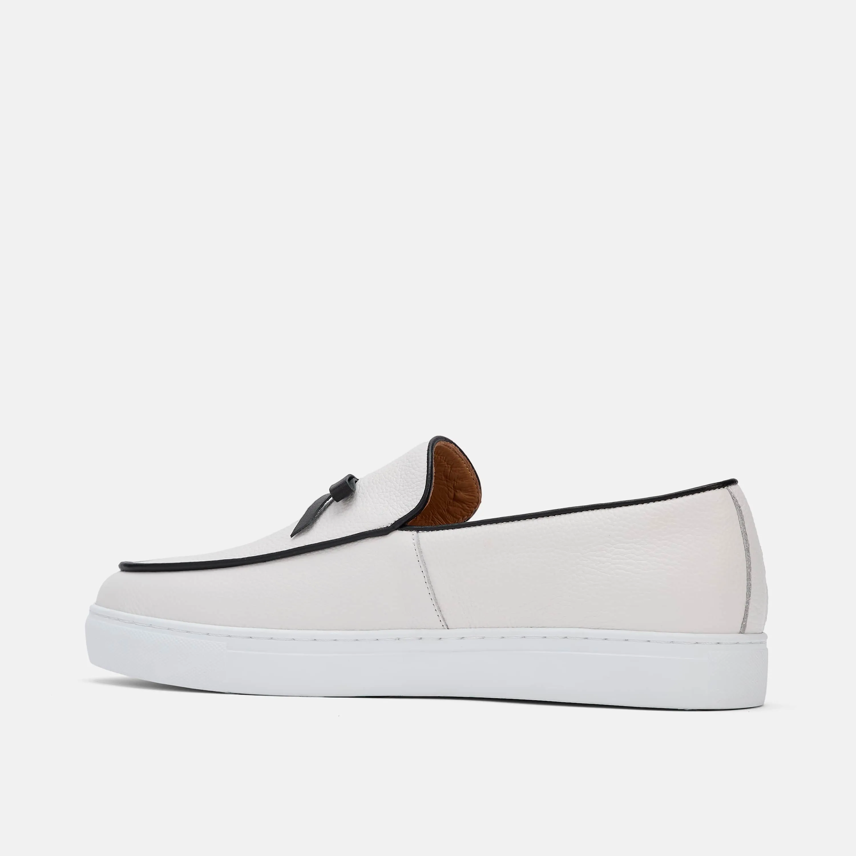 Chaussures mocassins sneakers belges en cuir blanc Odell