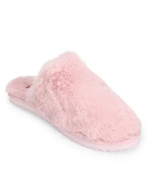 Pantoufles en fourrure rose et duveteuse