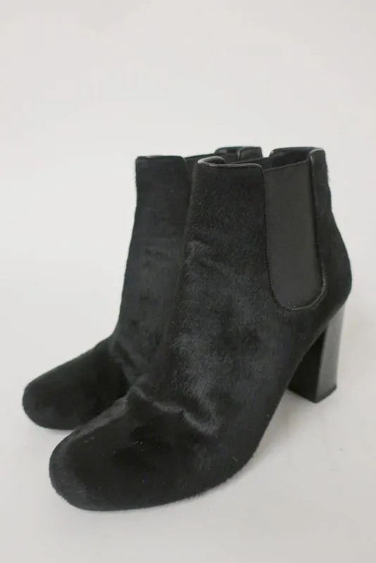 Bottes Chelsea Saint Laurent Babies en Poil de Veau Noir Taille 36 Bottes à Cheville à Talon Haut