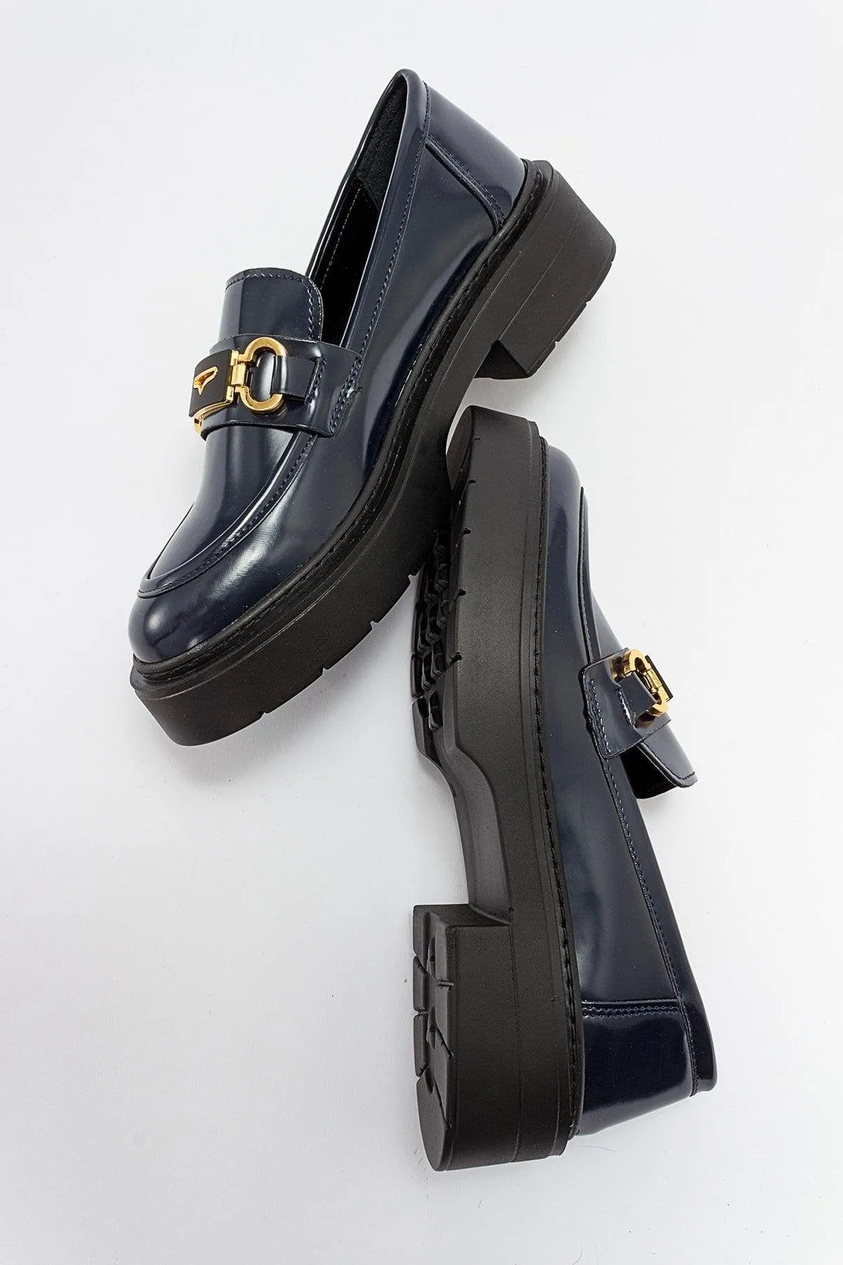 Simone Loafers à Plateforme en Similicuir Vegan | Vernis Marine