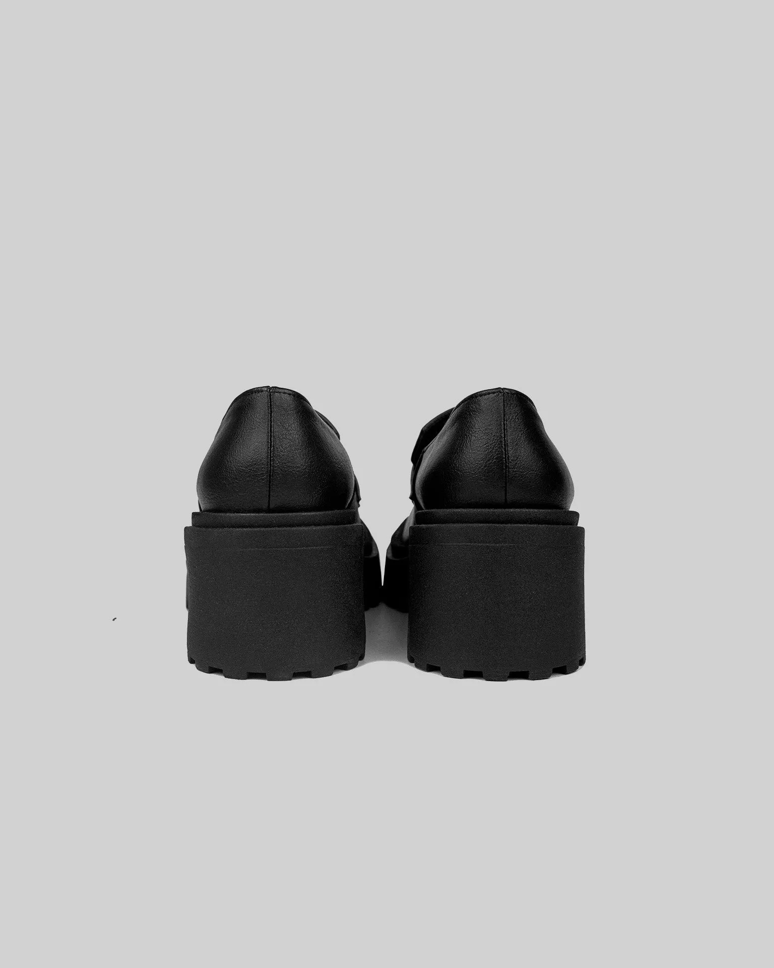 Mocassins Végans en Cuir de Raisin Épais et Carré | Noir