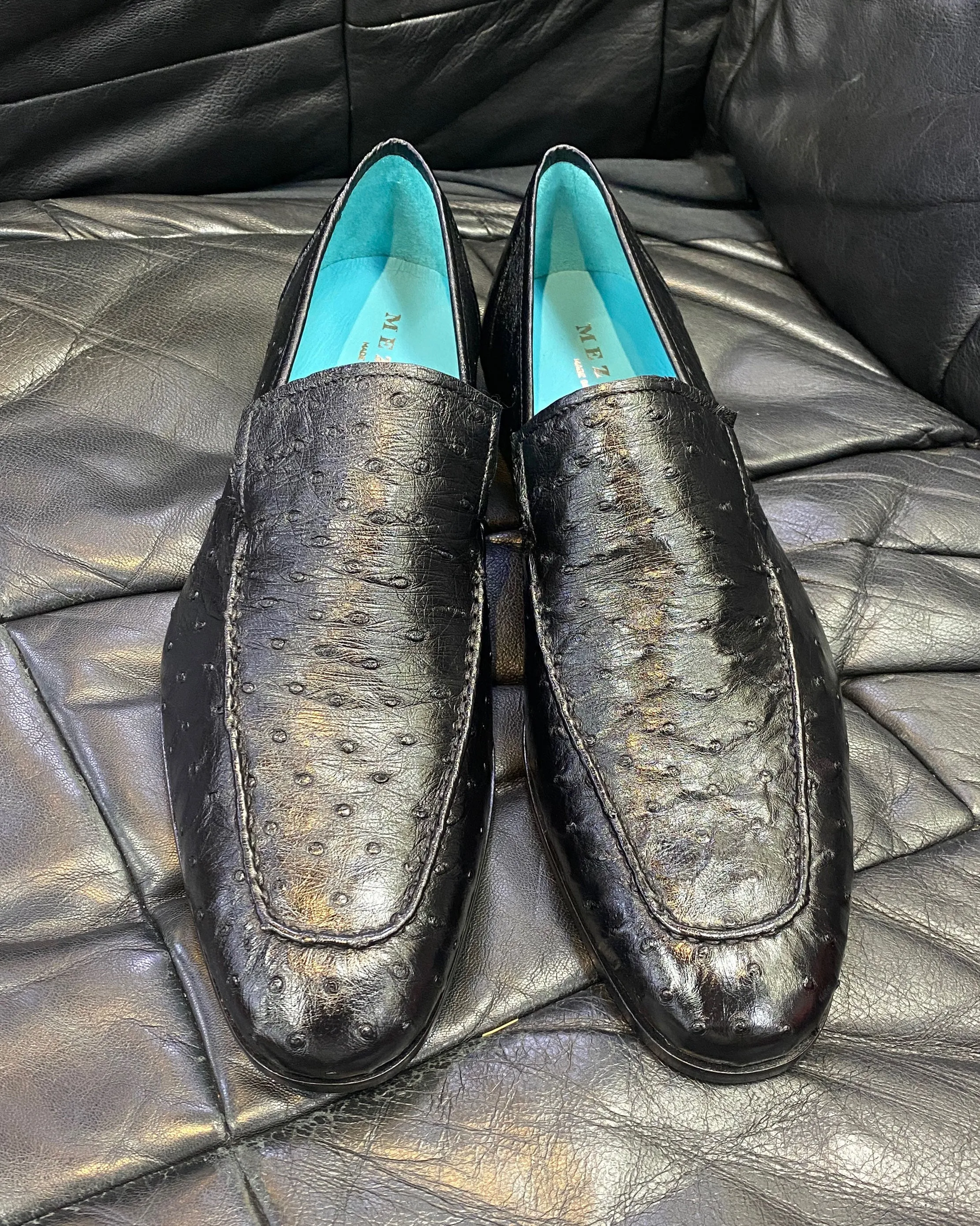 Style: Menor-Black