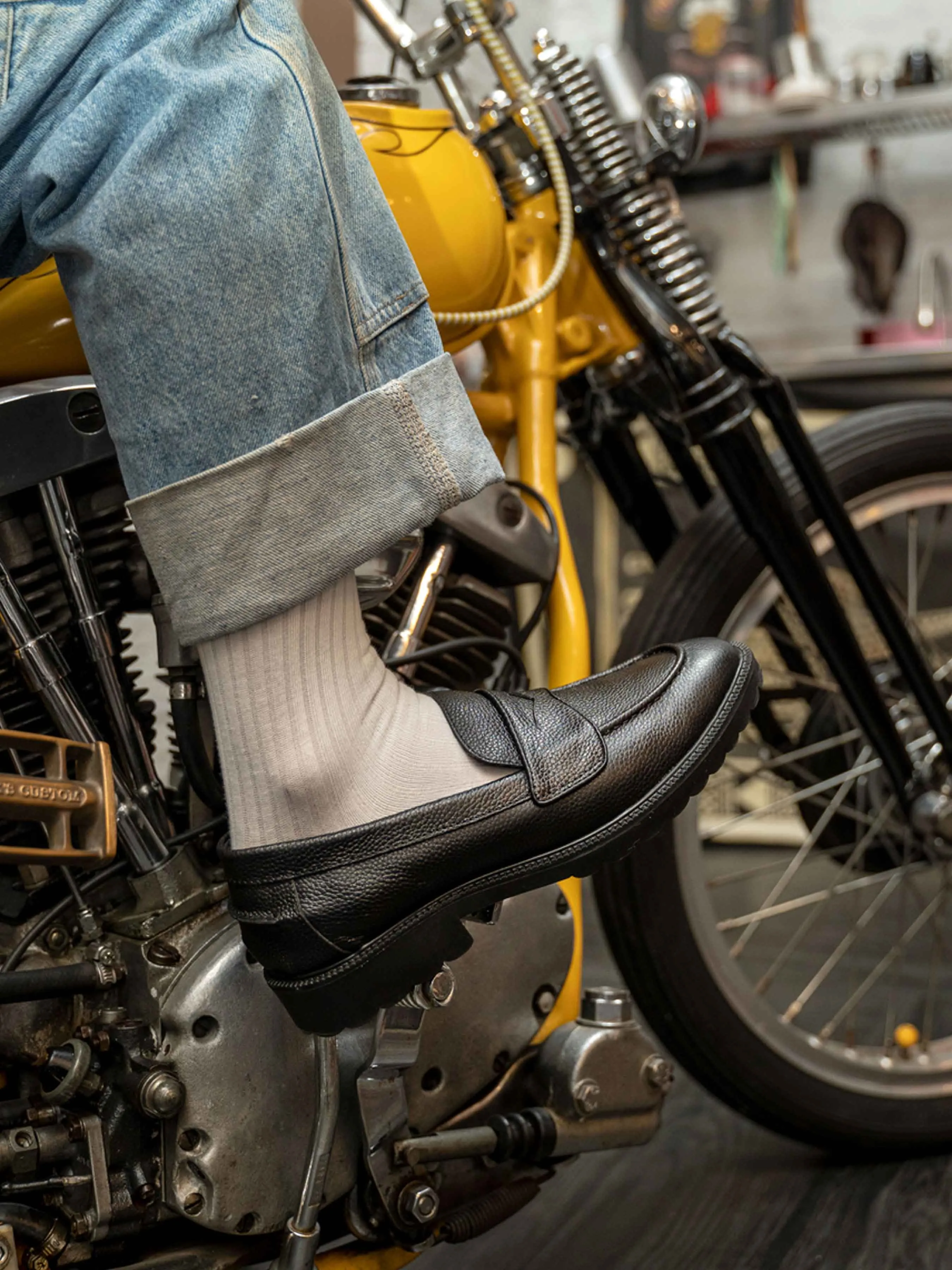 Wayne Penny Loafer - Cuir grainé noir (semelle combat)