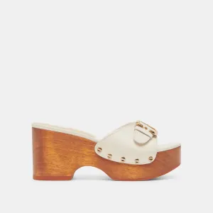 YALAH TALONS EN CUIR BLANC CASSÉ