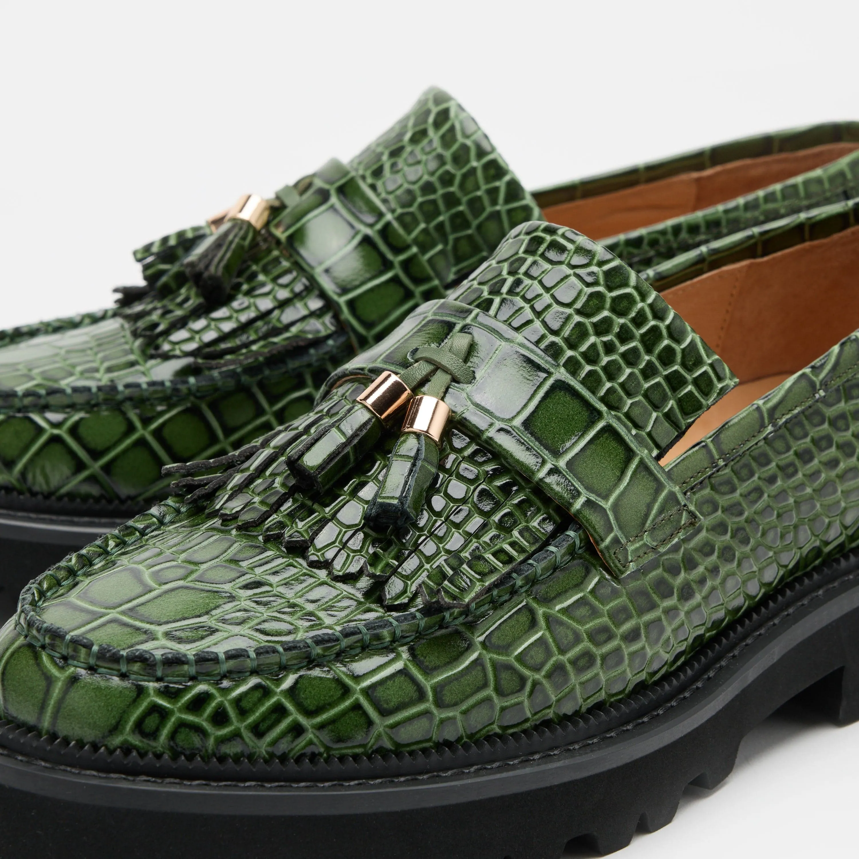 Mocassin à glands en cuir de crocodile vert Journey