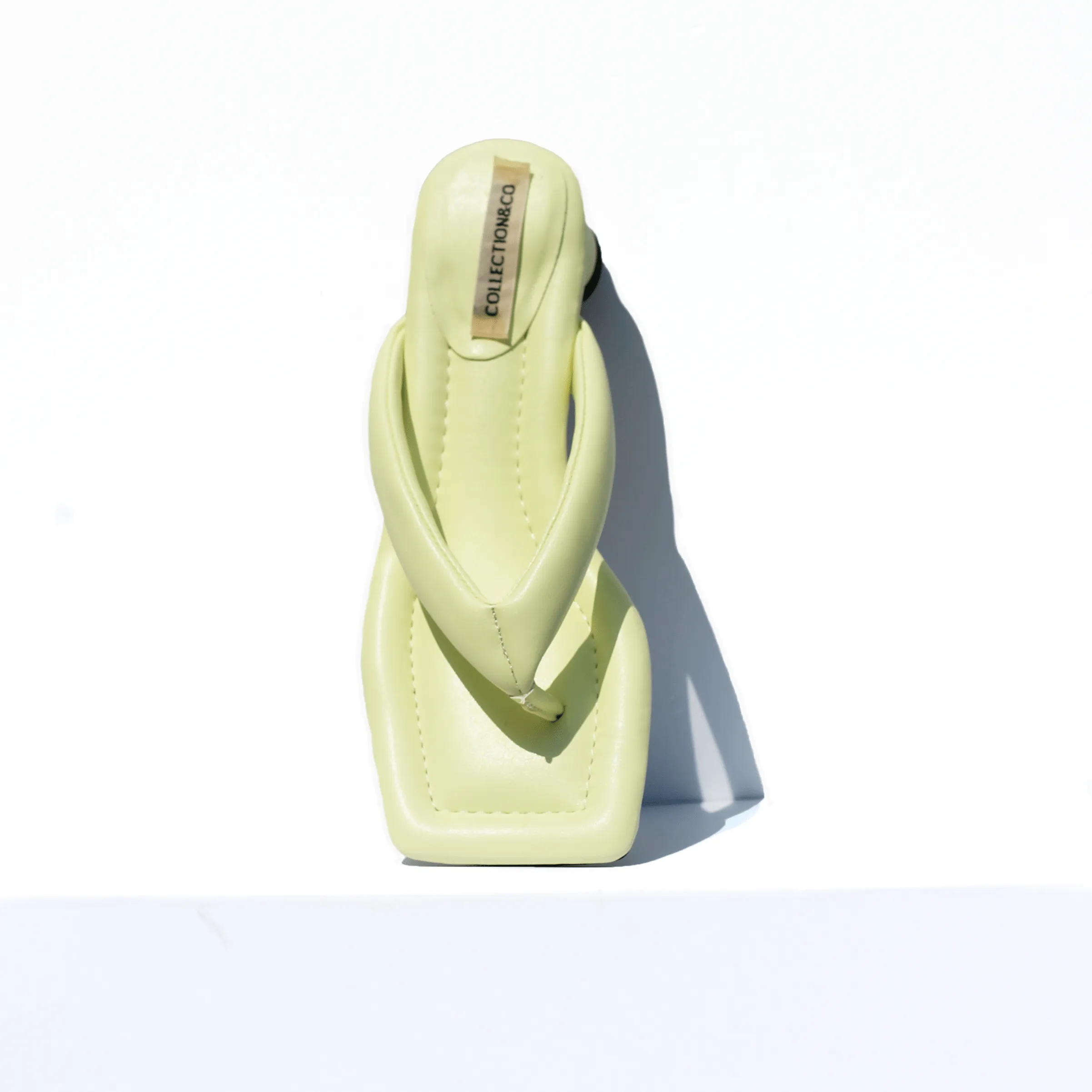 Olivia Mules à bouts ouverts en simili-cuir vegan | Jaune