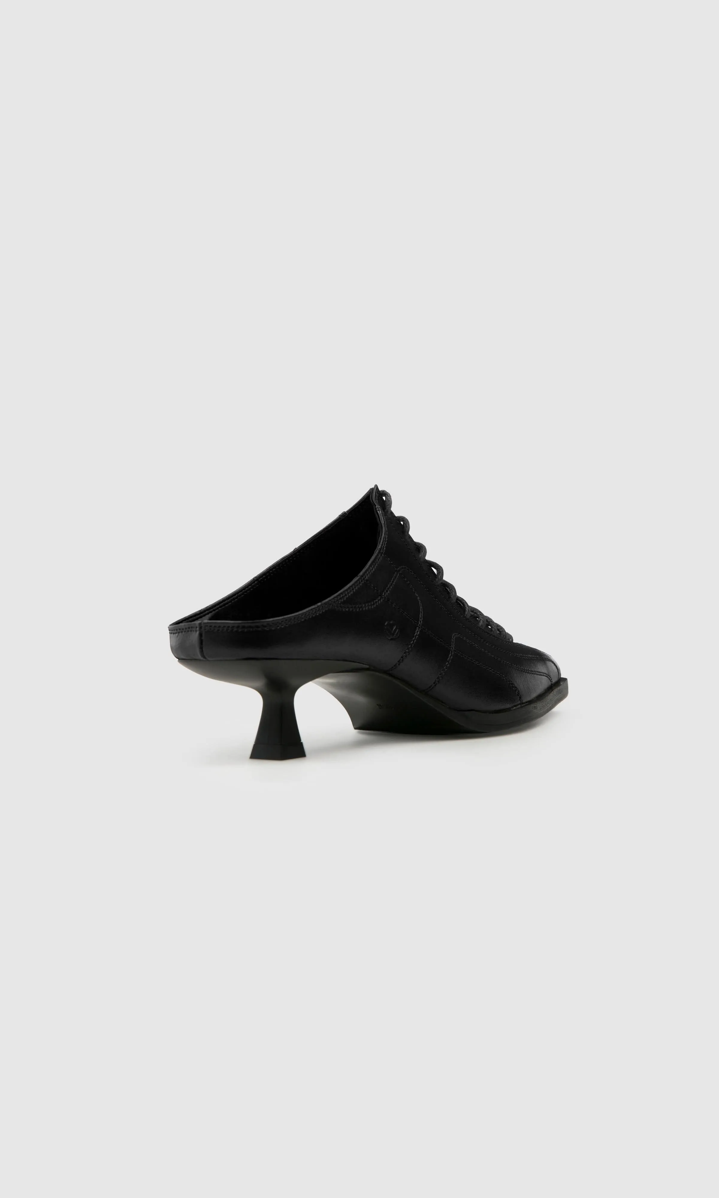 Rachel Mules en Cuir d'Apple | Noir